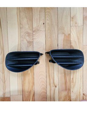 TOYOTA YARIS HATCHBACK FOG LIGHT COVER pair 2006-2009